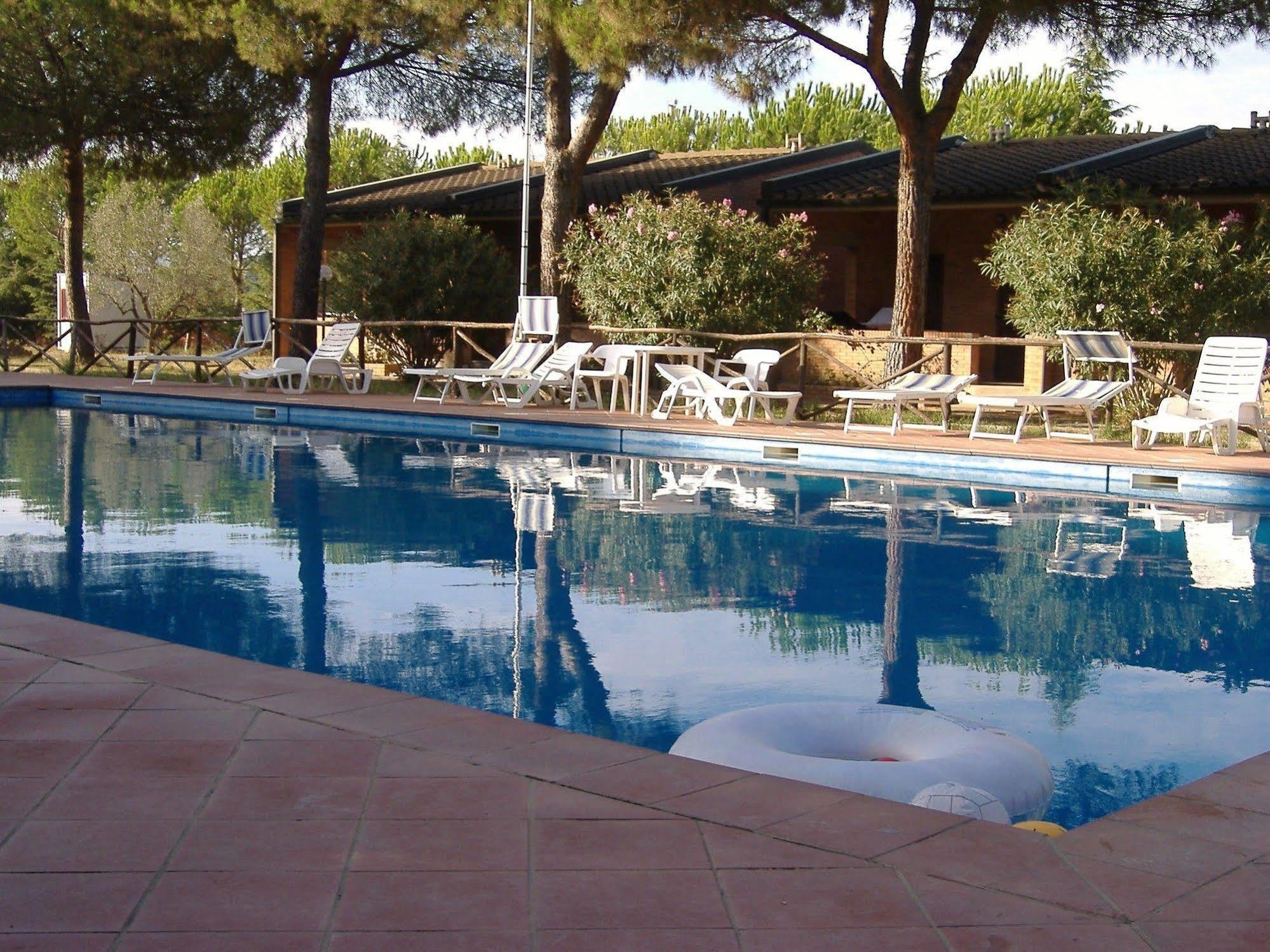 Baia Etrusca Resort Riotorto Esterno foto